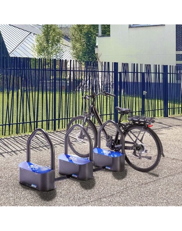 Elektrinių dviračių stotelė su įkrovimo ir saugojimo sistema